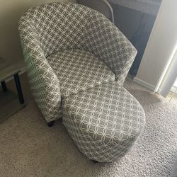 Chair w/matching Ottoman 