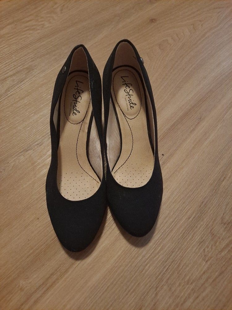 Life Stride 1 Inch Heel Color Black