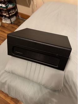 Crosley Bluetooth Record Player / Turntable