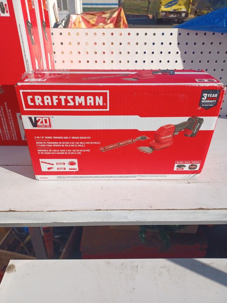 Craftsman 20 Volt 2-in- 18 In Hedge Trimmer And 4-in Grass Share