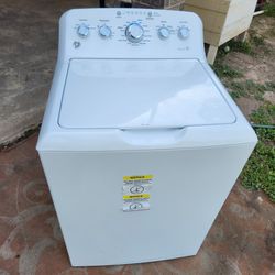 GE washer In Perfect Condition Working Perfectly With Warranty 