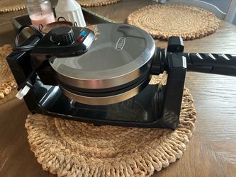 Waffle maker