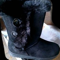 New Women's "Fur Trimmed" Winter Boots (Black)