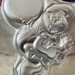 Vintage Wilton 1983 smurfette cake pan