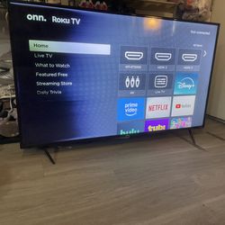 55 smart tv onn Roku