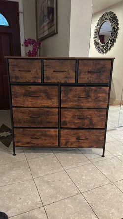 9-Drawer Dresser