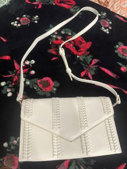 White Women’s Crossbody Purse – Adjustable Strap, Lightweight & Stylish