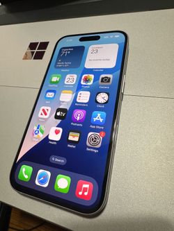 iPhone 16 white 128gb