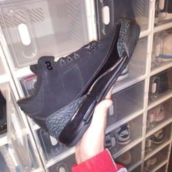 Jordan 3 Black Cat