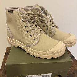 Palladium Pampa Hi Originale Boot Sahara/Ecru Size 7.5 Women’s Brand New