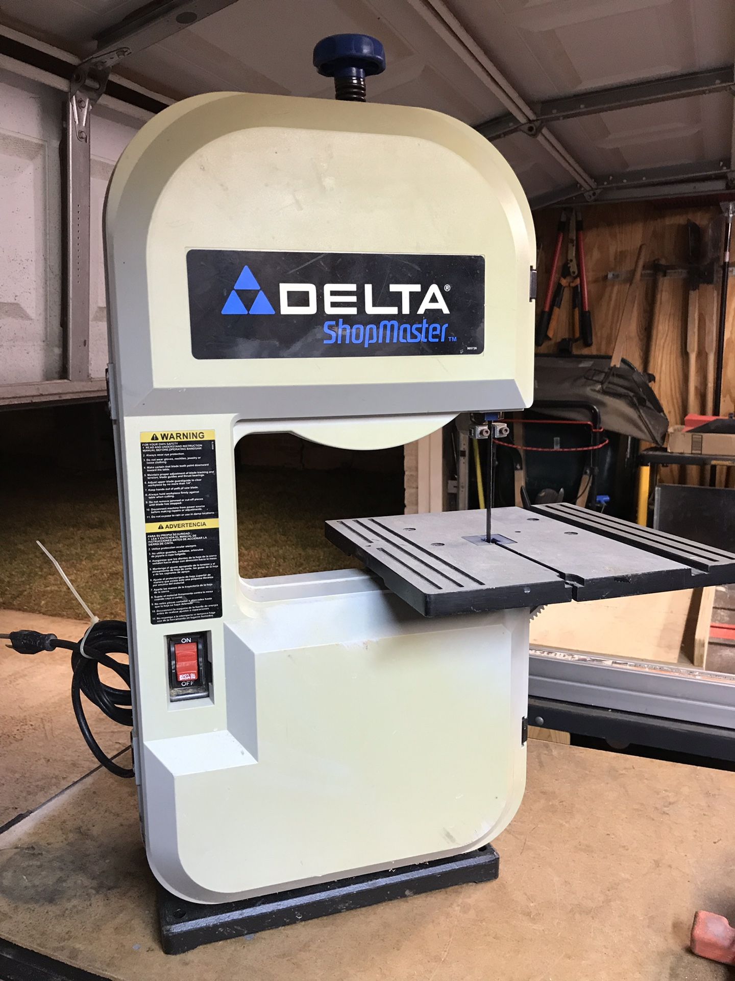 DELTA BS100 Shopmaster 9-Inch Bench Top Band Saw