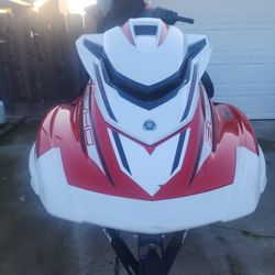 2018 Yamaha GP1800r
