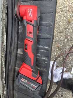 Milwaukee multi tool