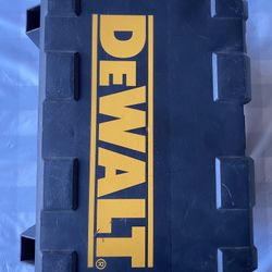 DeWALT Electric Sander DW411/DW412 1/4 Sheet Sander