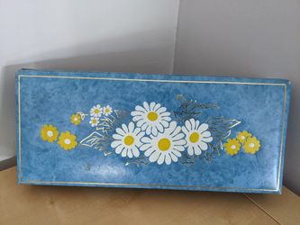 Retro Stationary Holder/box in San Fernando 91340