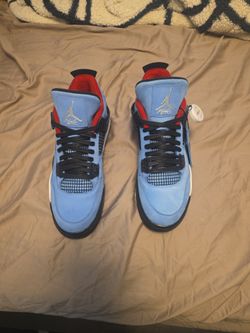 Jordan 4 Travis Scott