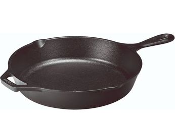 Lodge Seasoned Cast Iron Skillet – 10.25 Inches Excellent condition