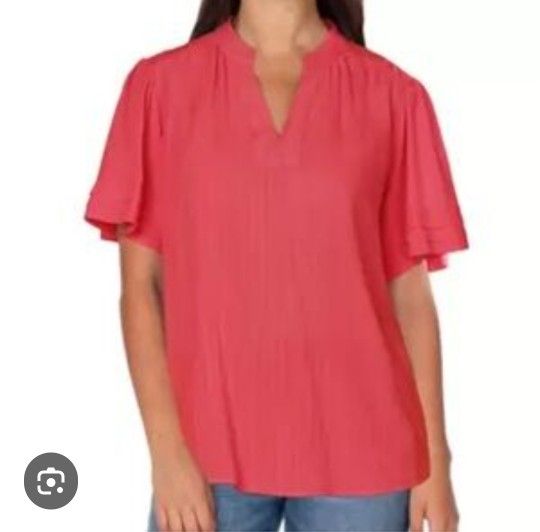 Well worn Ladies Short-sleeved Blouse 