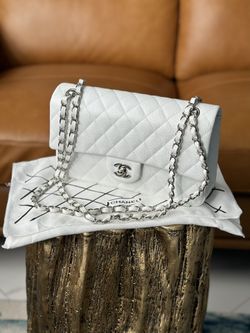 New white gorgeous bag ♥️