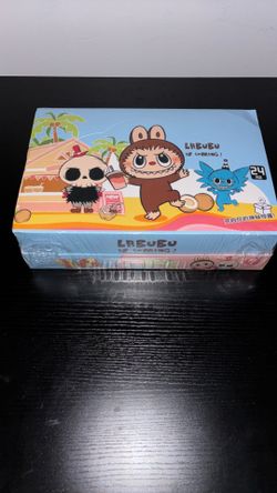 Labubu Blind Box Keychains ā Full Case (24 PCS) ā $60