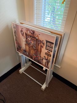 TV trays with stand