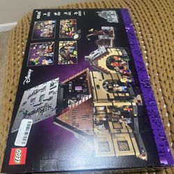 Lego Hocus Pocus House Set 