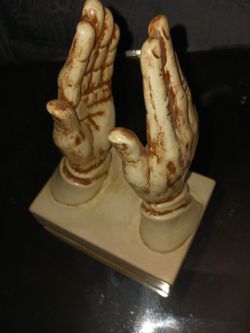 Praying Hands OF Jesus