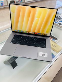 MacBook Pro M1 Pro 16gb ram 512gb ssd 16”