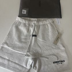 Light oatmeal essential shorts