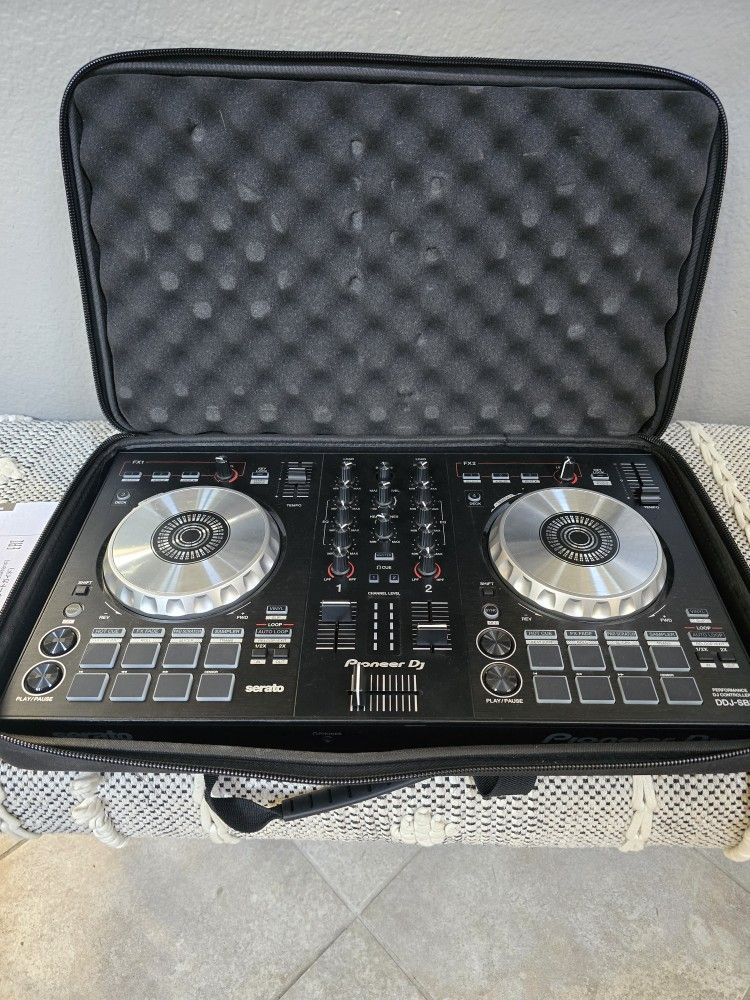Pioneer DJ DDJ-SB3
