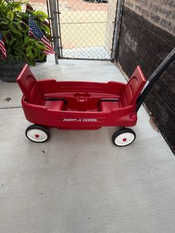 Radio flyer wagon