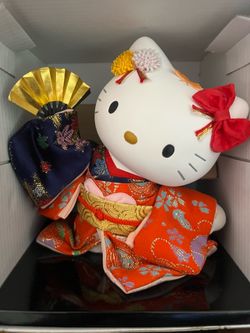 Hello Kitty Japanese Kimono Doll Figure