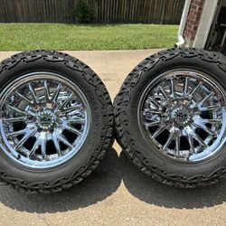 20 INCH HD PRO OFF-ROAD RIMS WITH 33x12.50R20 TIRES