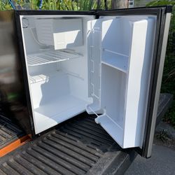 Mini Refrigerator 
