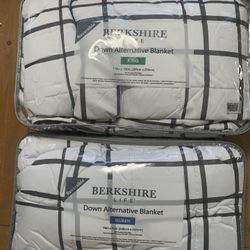 New Down Alternative Blanket White/grey King Or Queen 