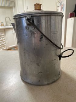 Vintage Working, 8-20 Cup Aluminum Percolator Coffee or Tea Pot.