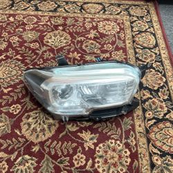 2016-2018 TOYOTA TACOMA RIGHT PASSENGER SIDE HALOGEN W/LED HEADLIGHT NICE OEM