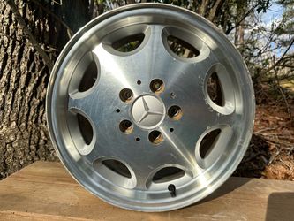 Mercedes-Benz C-Class 6.5” x 15“ R15 Wheel Rim