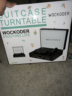 Suitcase Turntable 