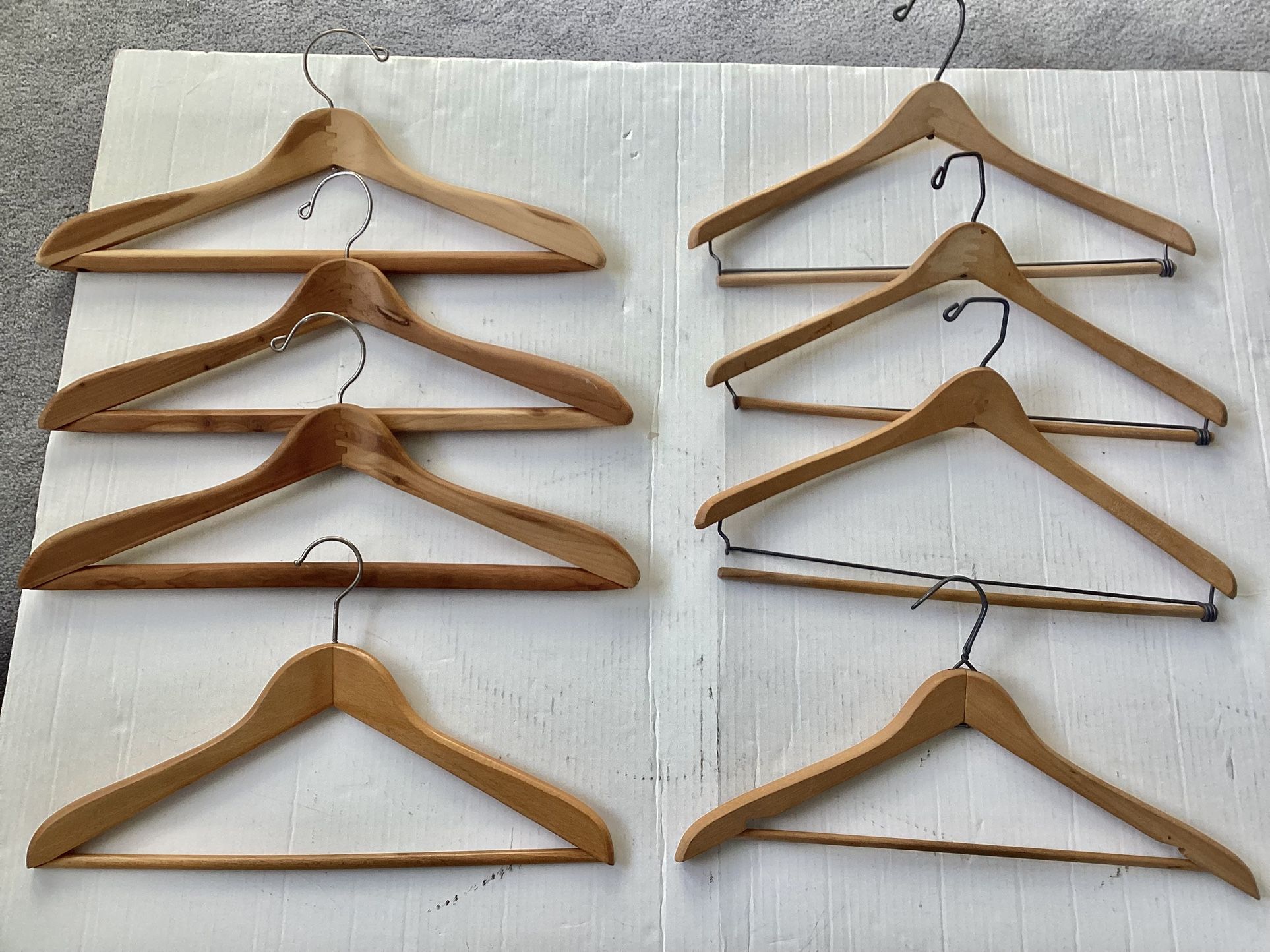 8 Wooden Suit Clothing Hangers Trouser Bars Curved Design Dovetail Construction Metal Hooks