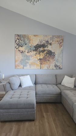 Greige sofa Tisdale