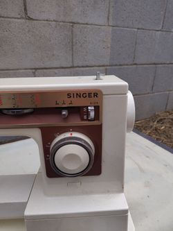 Sewing Machine w/ Foot Pedal