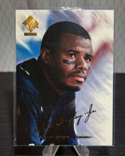 Ken Griffey Jr Card Lot (4 Cards)