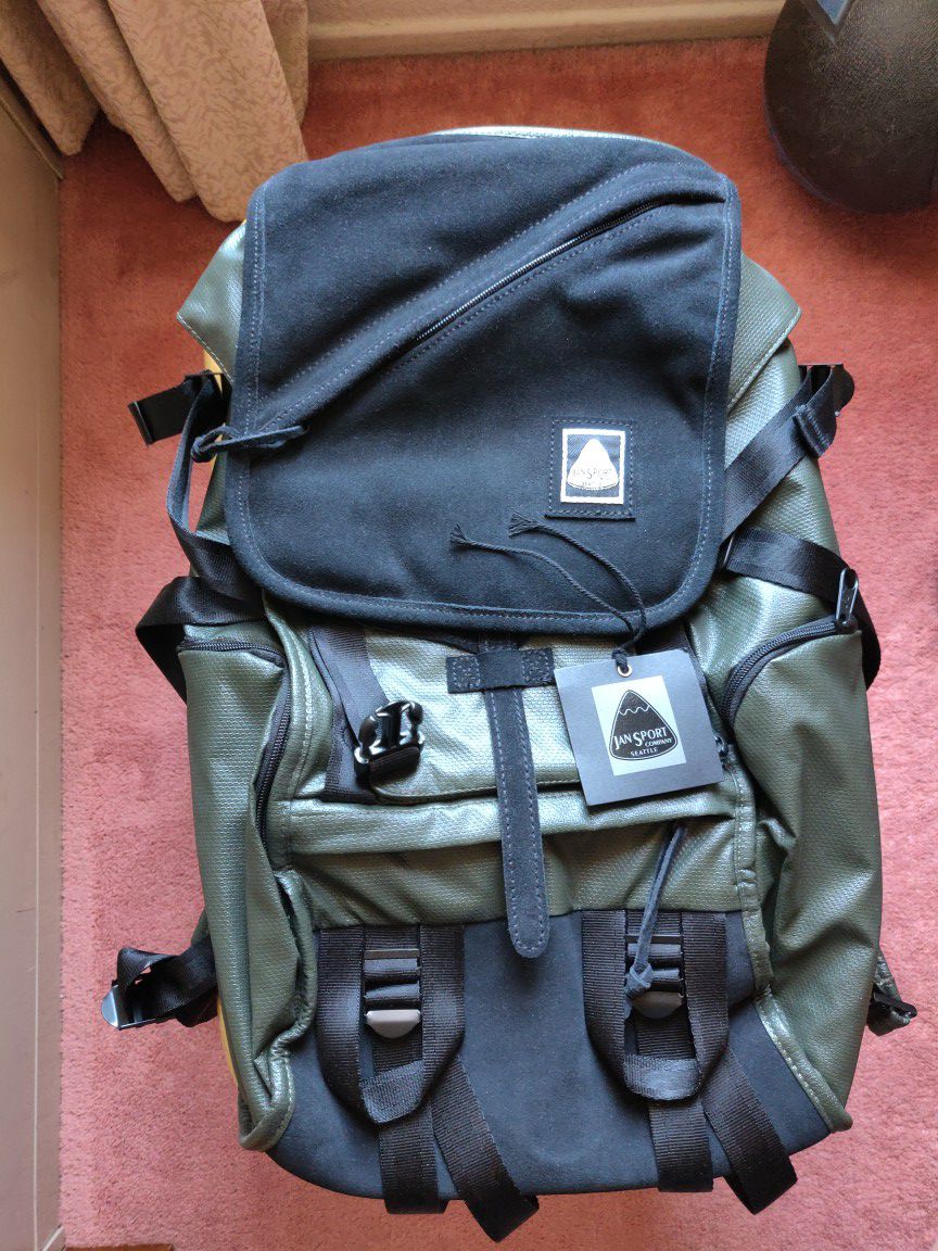 Jansport Pikewood backpack. Brand New.