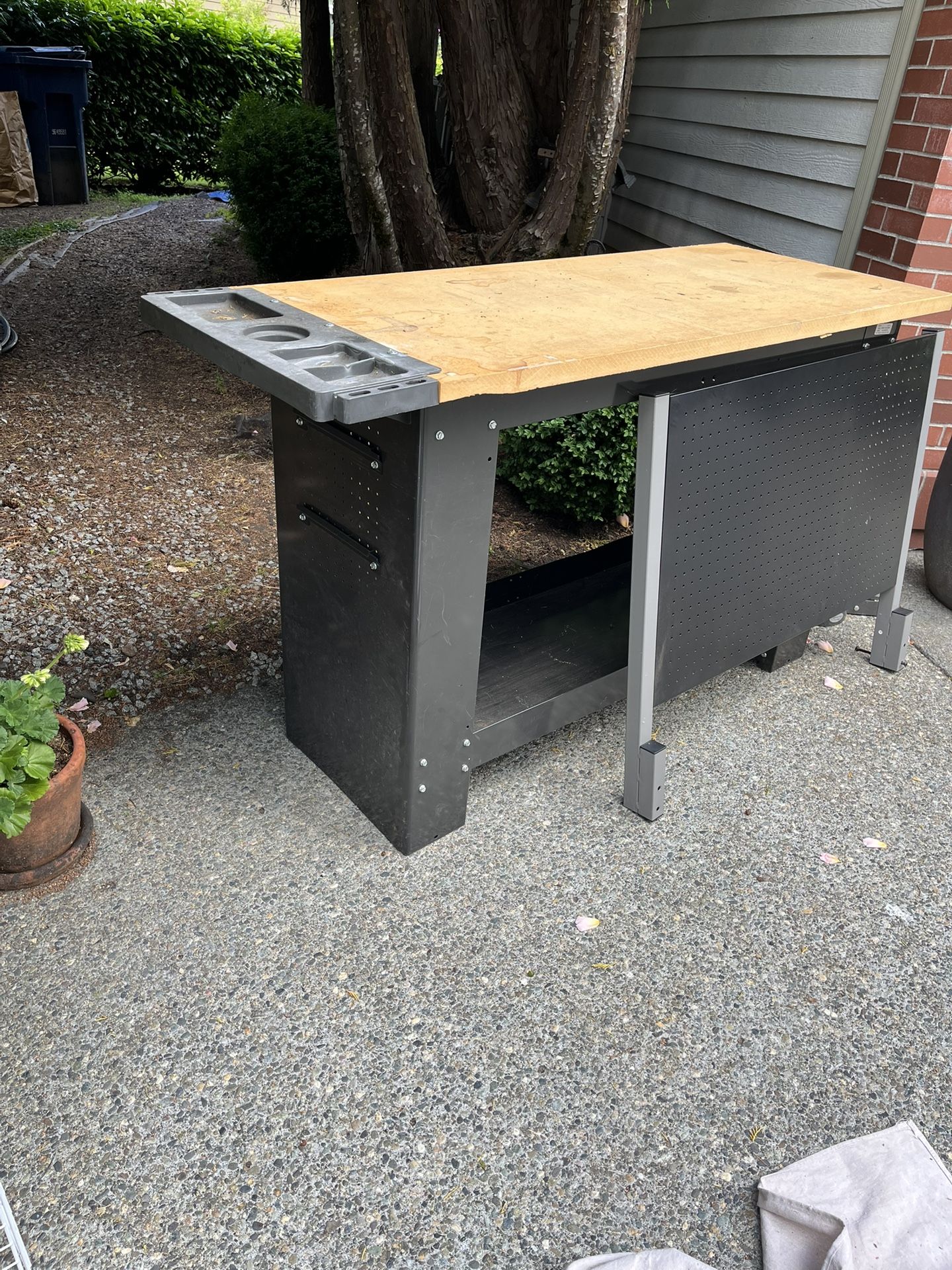Work Bench