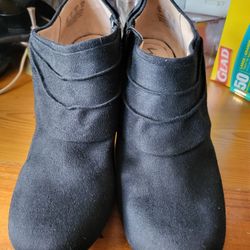 Ladies Boots