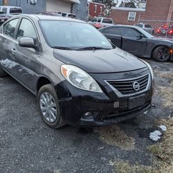 Nissan Versa 2014