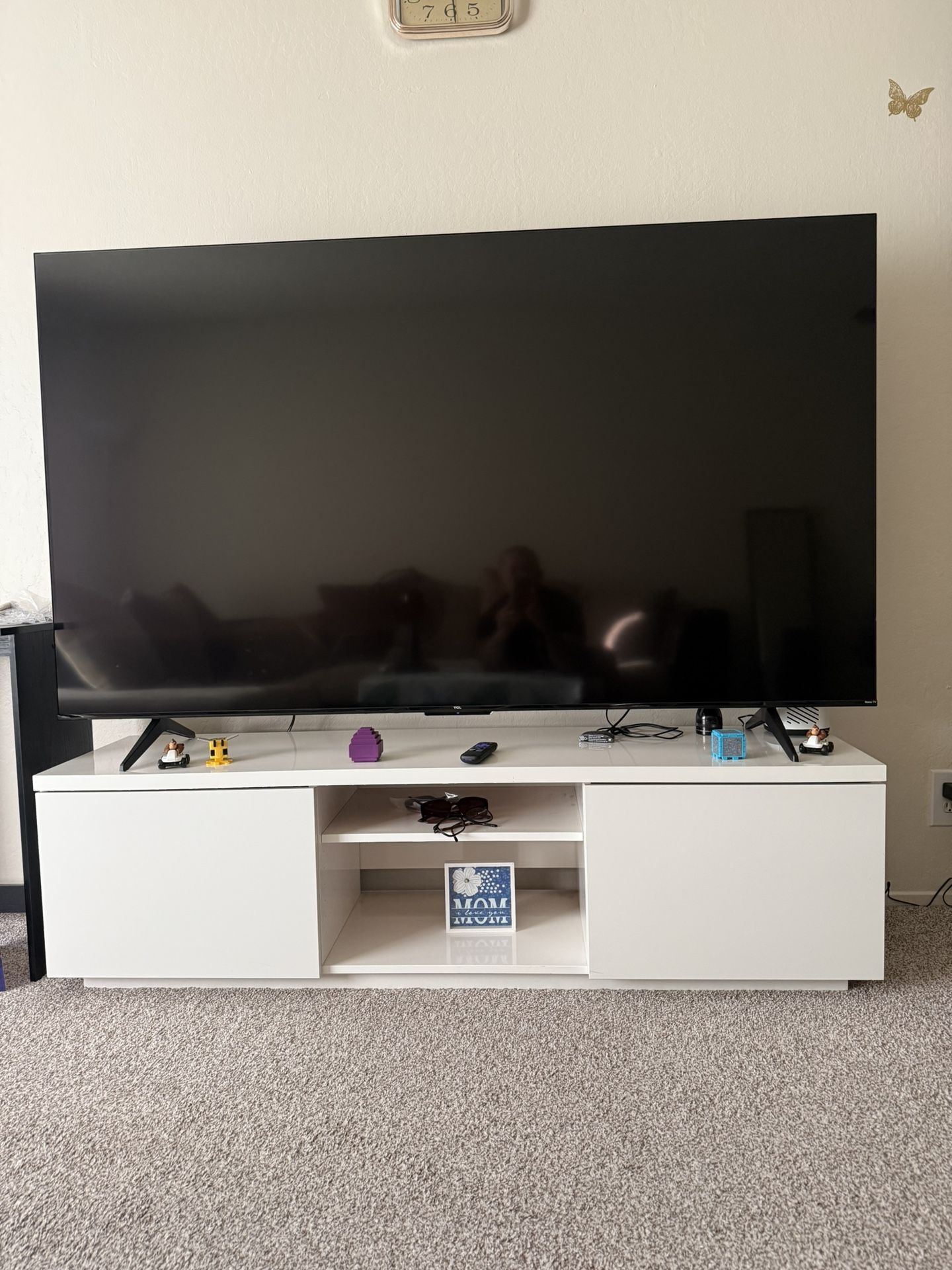 TCL 75 “ Flatscreen Tv