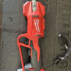 Milwaukee Pruning Tool Only $100