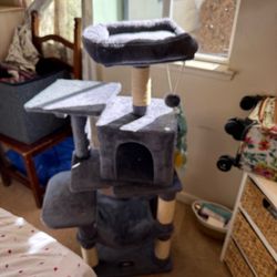 Cat Scratch Stand, like new